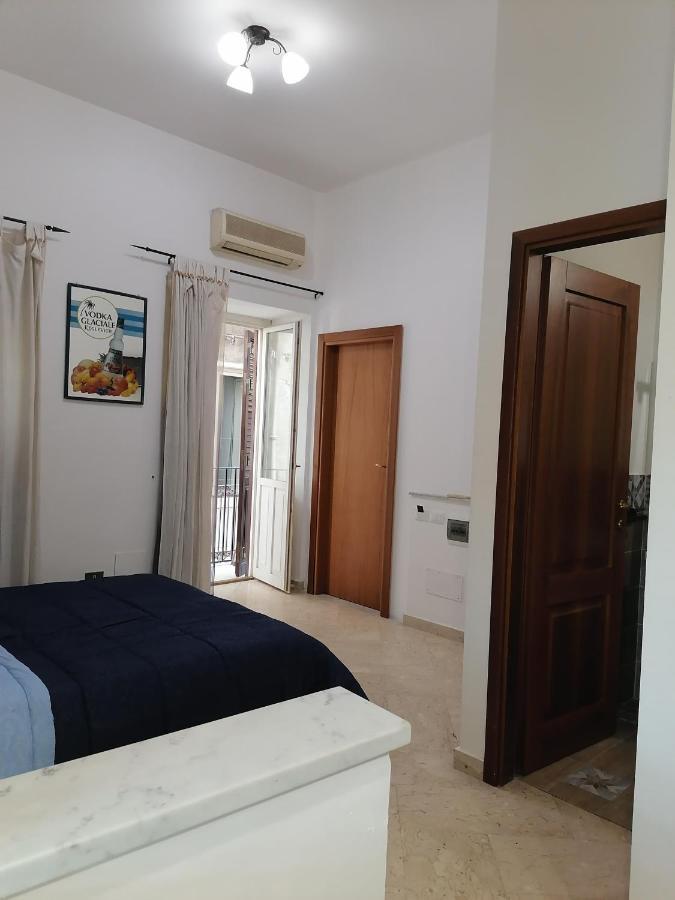 A Due Passi Appartament Hotel Palermo Luaran gambar