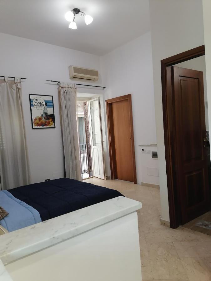 A Due Passi Appartament Hotel Palermo Luaran gambar
