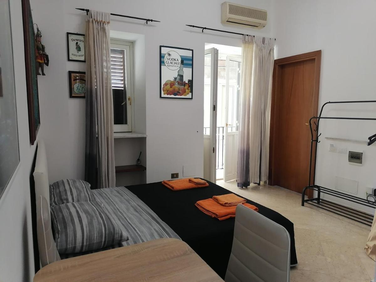 A Due Passi Appartament Hotel Palermo Luaran gambar