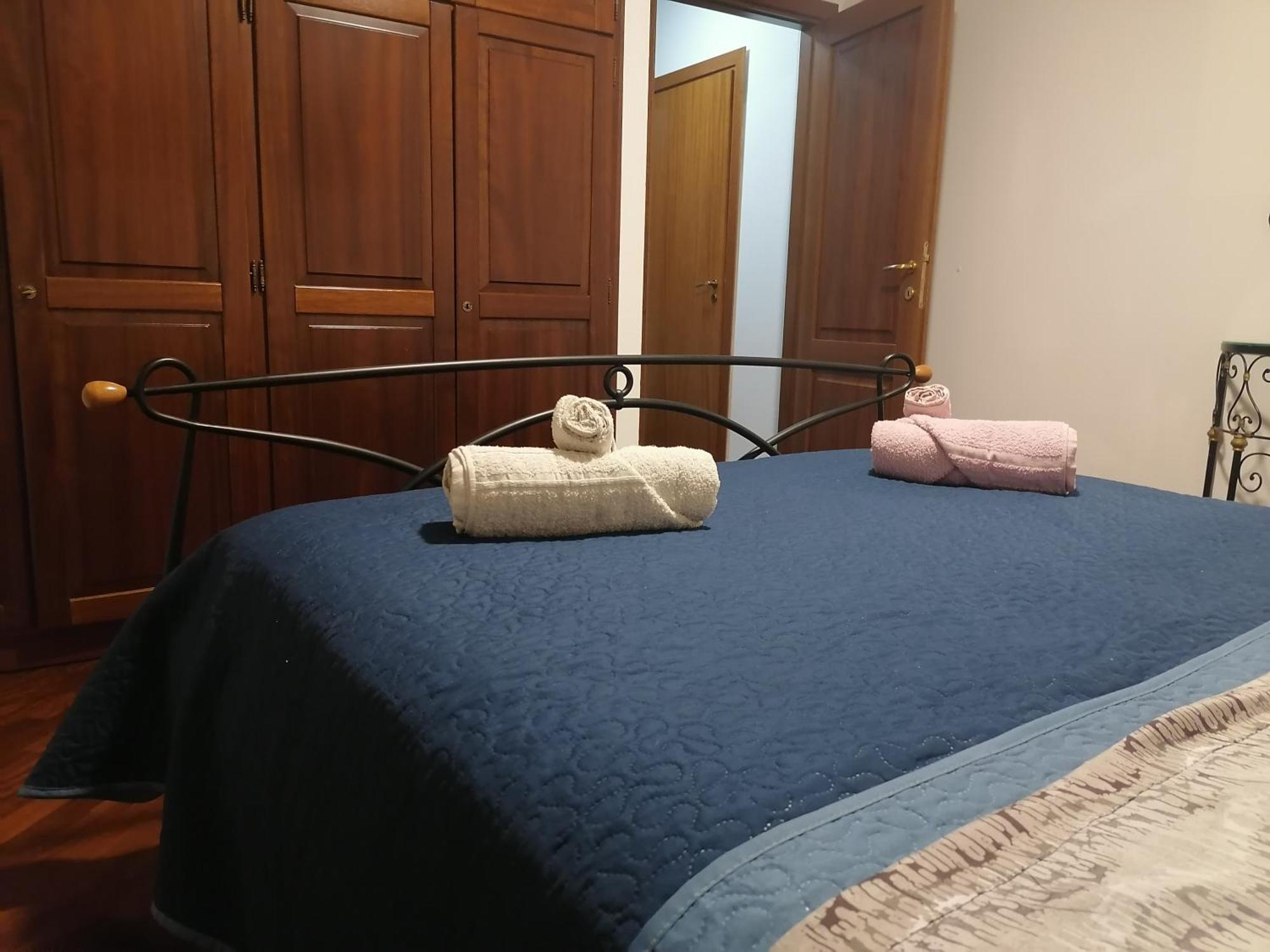 A Due Passi Appartament Hotel Palermo Bilik gambar